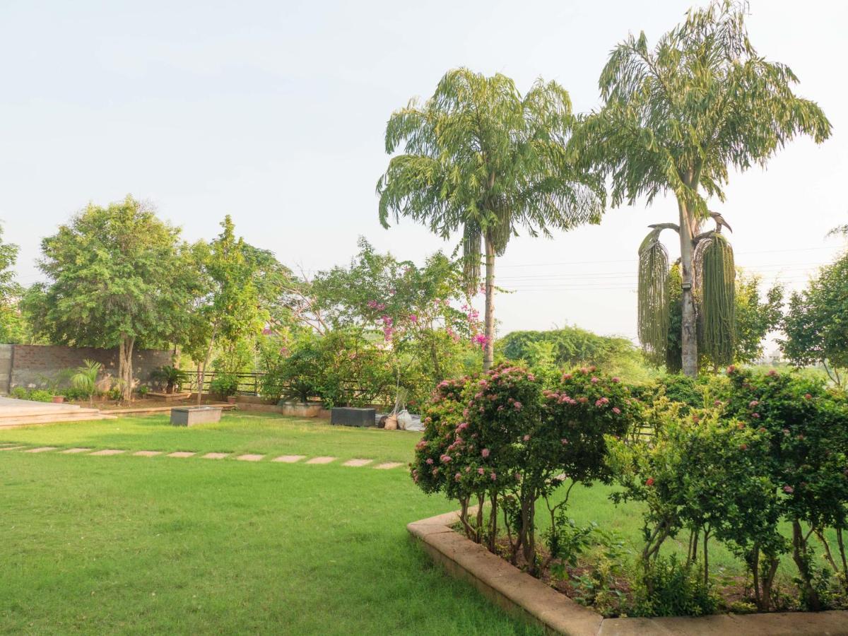 Aashreya Suites Тируваннамалай Экстерьер фото
