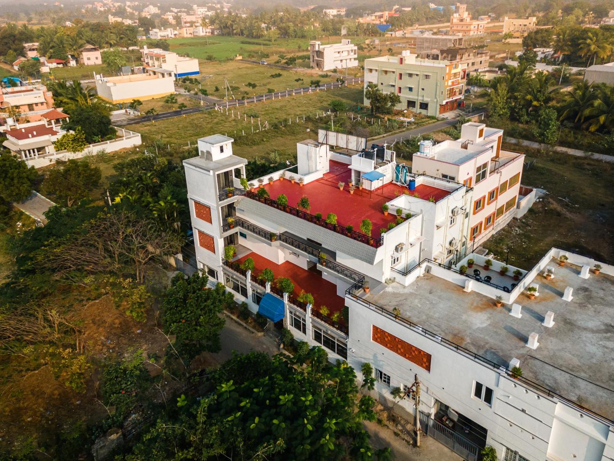 Aashreya Suites Тируваннамалай Экстерьер фото
